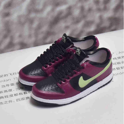 신발 미니어쳐 Nike SB DUNK red plum MT-0506