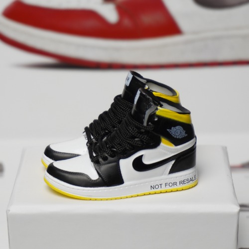 신발 미니어쳐 Nike Air Jordan 1 AJ1 No resale yellow MT-0130