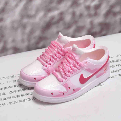 신발 미니어쳐 Nike SB DUNK Strawberry Milk MT-0488